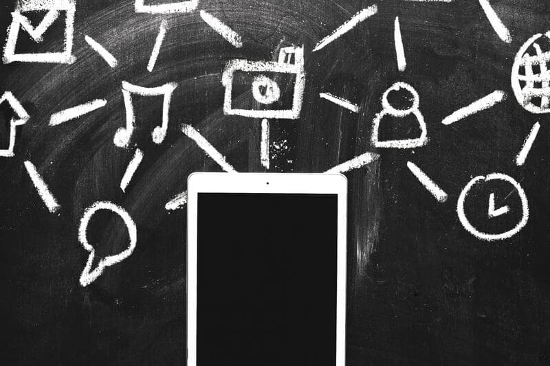 How to Build Your Startup's Online Presence: Essential Elements with Real-life Examples